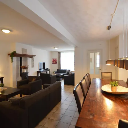 Charming Mansion With Bikes Holiday home Valkenswaard